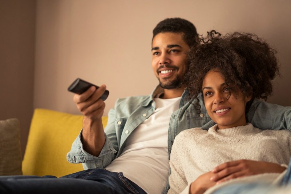 watch while high couple watching tv